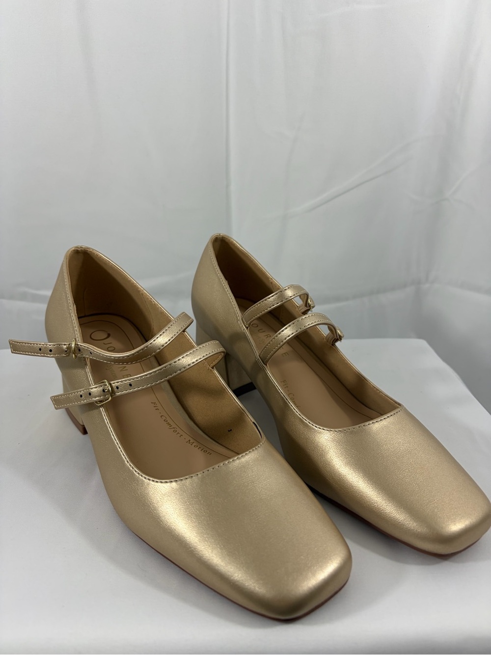 NWT Journee Women's Size 8 Double-Strap Mary Jane Flats in Shimmering Gold